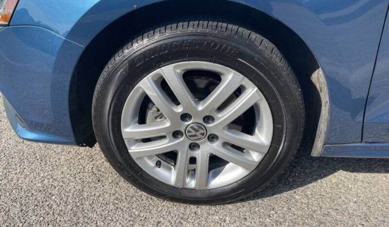 Volkswagen Jetta 2017 Sedan Used full