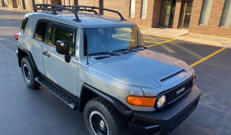 Toyota FJ Cruiser 2013 SUV Used full