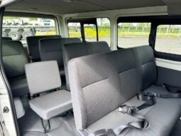 Toyota Hiace 2018 Van full