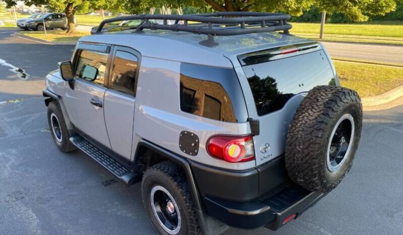 Toyota FJ Cruiser 2013 SUV Used full