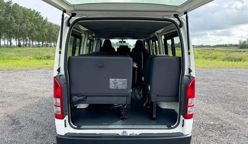 Toyota Hiace 2018 Van full