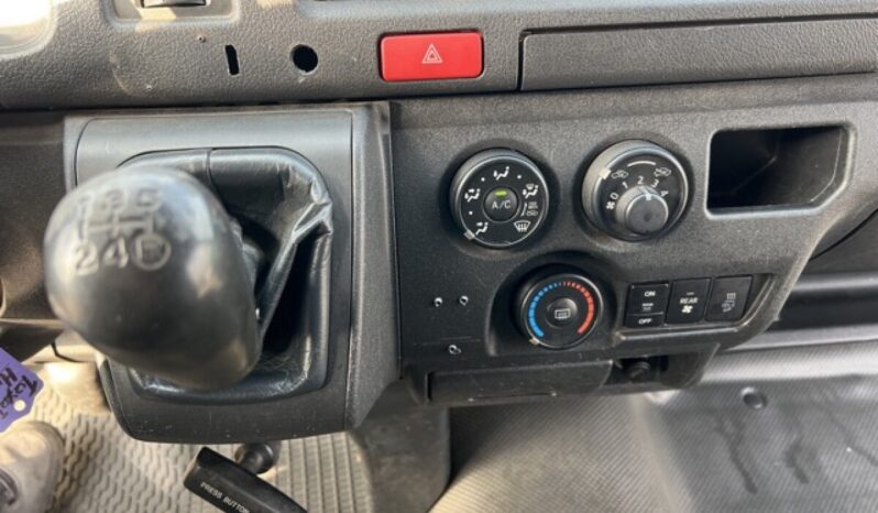 Toyota Hiace 2016 Van Used full