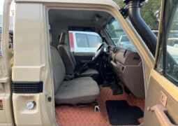 Toyota Land Cruiser 2017 Pickup Truck Used full