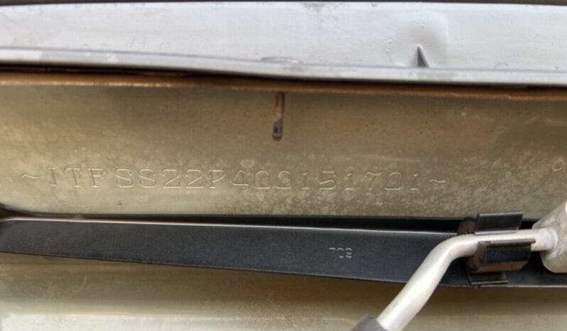 Toyota Hiace 2016 Van Used full