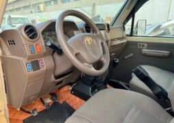 Toyota Land Cruiser 2017 Pickup Truck Used full