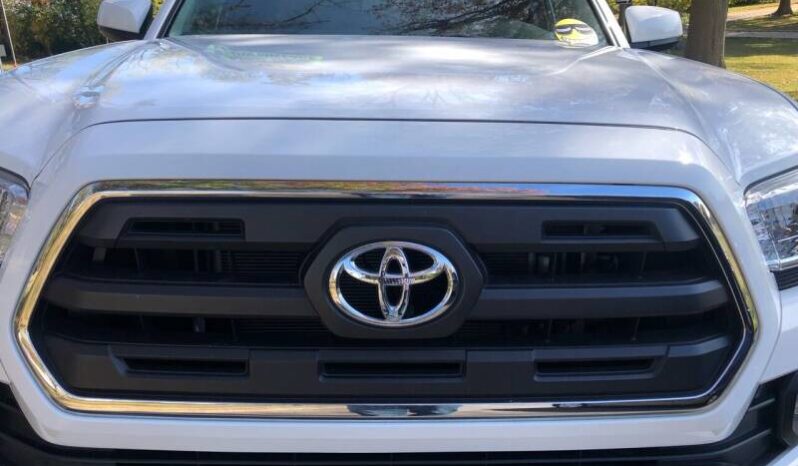 Toyota Tacoma 2017 Pickup Truck Used full