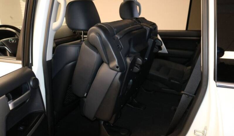 Toyota Land Cruiser 2019 SUV Used full