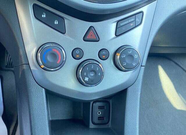 Chevrolet Sonic 2019 Sedan Used full