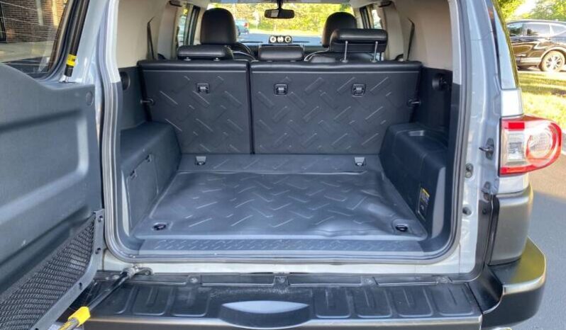 Toyota FJ Cruiser 2013 SUV Used full