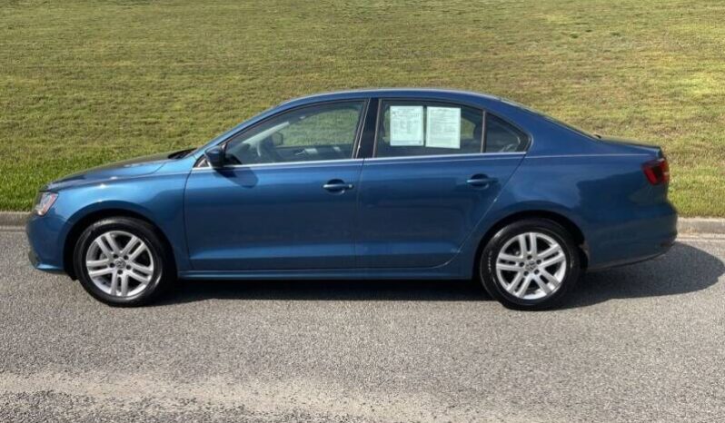Volkswagen Jetta 2017 Sedan Used full