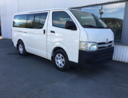 Toyota Hiace 2016 Bus Used full