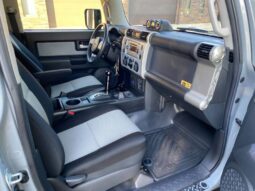 Toyota FJ Cruiser 2013 SUV Used full