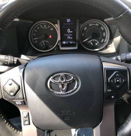 Toyota Tacoma 2017 Pickup Truck Used full