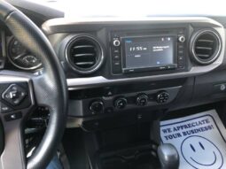 Toyota Tacoma 2017 Pickup Truck Used full
