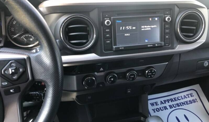 Toyota Tacoma 2017 Pickup Truck Used full