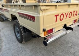 Toyota Land Cruiser 2017 Pickup Truck Used full