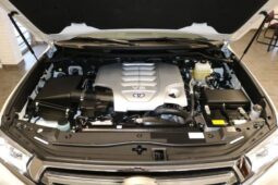 Toyota Land Cruiser 2019 SUV Used full