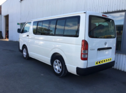 Toyota Hiace 2016 Bus Used full