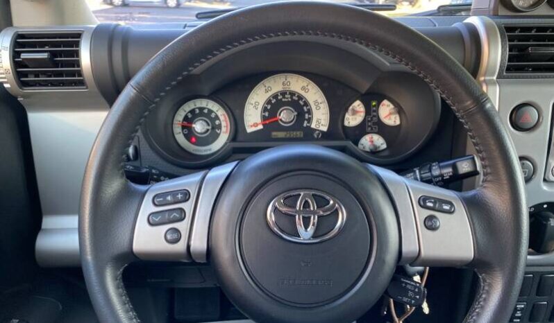 Toyota FJ Cruiser 2013 SUV Used full