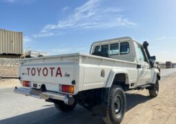Toyota Land Cruiser 2020 Pickup Truck Used full