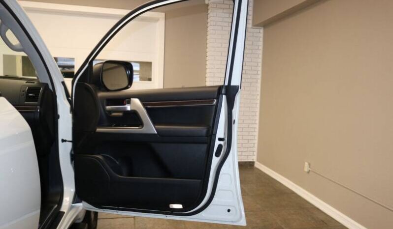 Toyota Land Cruiser 2019 SUV Used full