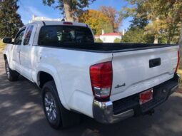 Toyota Tacoma 2017 Pickup Truck Used full