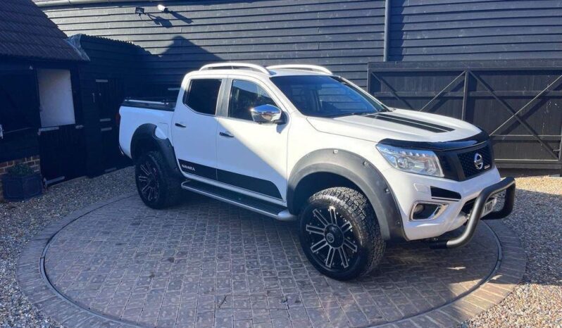 Nissan NAVARA 2017 SUV Used full