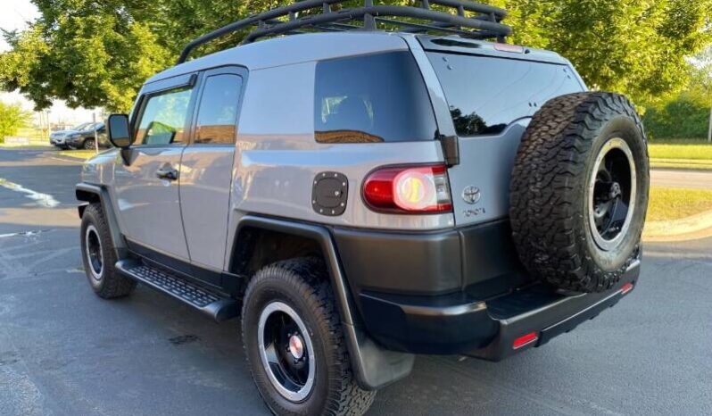 Toyota FJ Cruiser 2013 SUV Used full