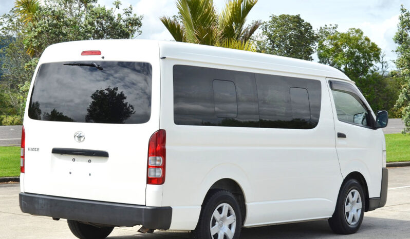 Toyota Hiace 2018 Van Used full