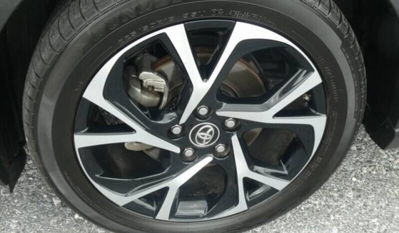 Toyota C-HR 2018 SUV Used full