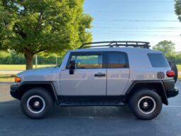 Toyota FJ Cruiser 2013 SUV Used full