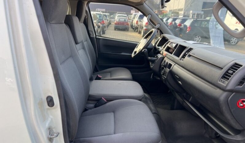 Toyota Hiace 2016 Van Used full