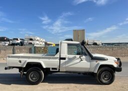 Toyota Land Cruiser 2020 Pickup Truck Used full