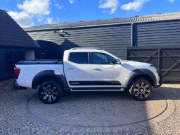 Nissan NAVARA 2017 SUV Used full