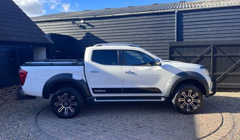 Nissan NAVARA 2017 SUV Used full