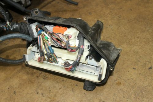 Complete Engine with, AC Compressor Alternator ECU Head and Block Intake Manifold Exhaust Manifold Timing Components Throttle Body Power Steering.. - Image 4